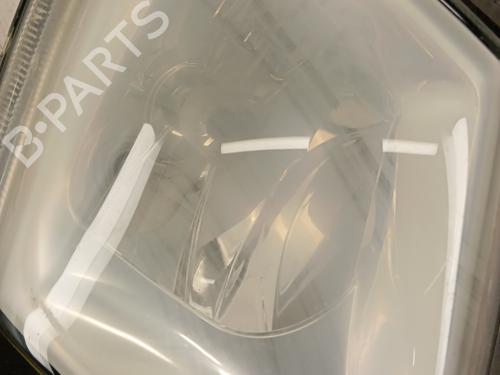 Right front fog light PEUGEOT 407 (6D_) 2.0 HDi 135 (6DRHRH, 6DRHRE, 6DRHRG, 6DRHRJ) | BP28341275C31