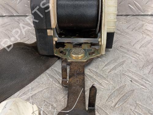 Sikkerhedssele foran venstre Sikkerhedssele foran venstre RENAULT CLIO II (BB_, CB_) 1.2 16V (BB05, BB0W, BB11, BB27, BB2T, BB2U, BB2V, CB05,... (75 hp) 36336848 36336848