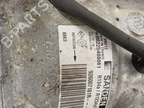 Used AC compressor AC compressor RENAULT CLIO V (B7_) 1.0 SCe 75 (B7M5) (72 hp) 28345617 28345617