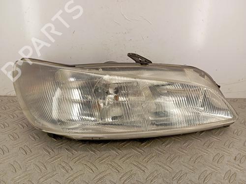 Used Right headlight PEUGEOT 306 Break (7E, N3, N5) 2.0 HDI 90 (90 hp) 30941538