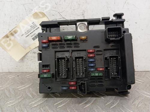 Used Fuse box Fuse box PEUGEOT 206 Hatchback (2A/C) 1.4 HDi eco 70 (68 hp) 28338271 28338271