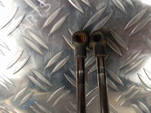 Amortecedor da mala NISSAN QASHQAI I (J10, NJ10) 1.5 dCi (106 hp) 32198230