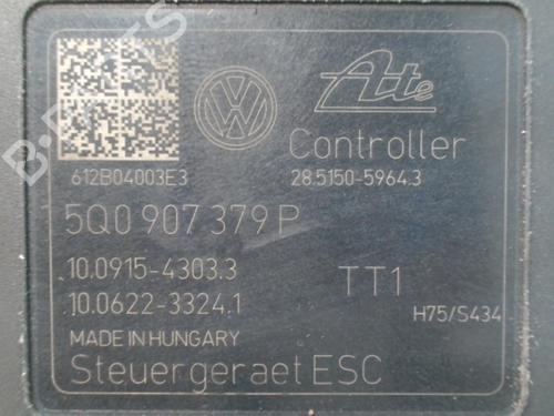 Used ABS pump VW GOLF VII (5G1, BQ1, BE1, BE2) 2.0 TDI (150 hp) 28345149