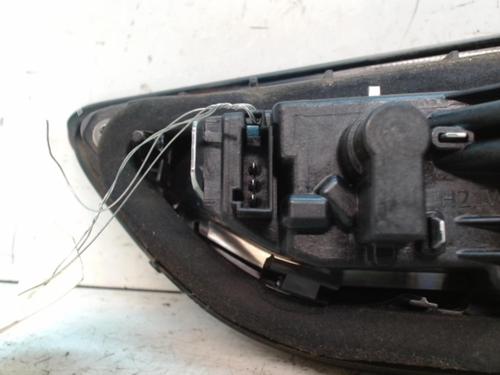 left-tailgate-light-opel-astra-k-b16-2015-2016-2017-2018-2019-2020-2021-2022-28341086 main image