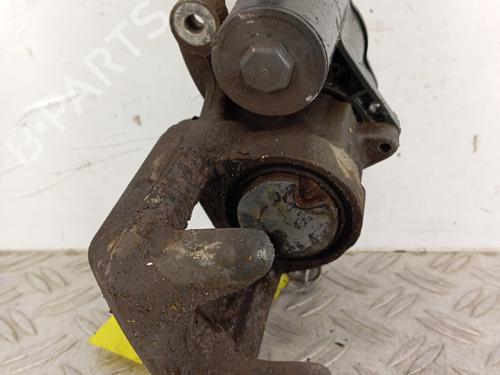 Used Right rear brake caliper Right rear brake caliper PEUGEOT 5008 II (MC_, MJ_, MR_, M4_) 1.5 BlueHDi 130 (MCYHZJ, MCYHZR, MCYHZX) (131 hp) 31024323 31024323