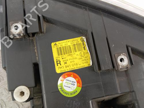 Right headlight VW TRANSPORTER T5 Van (7HA, 7HH, 7EA, 7EH) 1.9 TDI | BP32001945C29