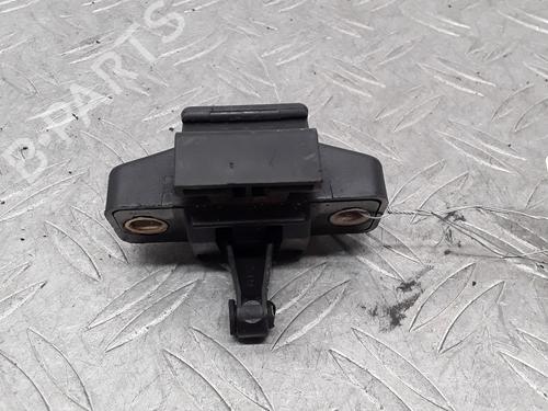 Used Tailgate lock RENAULT TWINGO I (C06_) 1.2 (C066, C068) (58 hp) 30779082