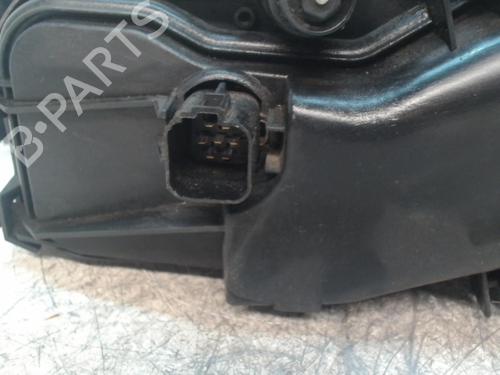 Used Right headlight FORD MONDEO III (B5Y) 2.0 16V TDDi / TDCi (115 hp) 28349189