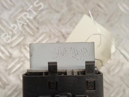 Left front window switch RENAULT CLIO III (BR0/1, CR0/1) 1.5 dCi (C/BR0G, C/BR1G) | BP28348587I27 
