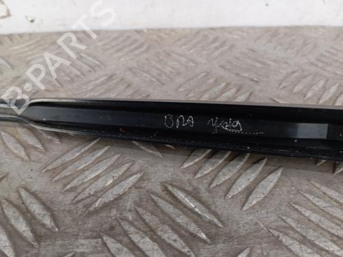 front-windshield-wiper-arm-renault-clio-iii-br01-cr01-2005-2006-2007-2008-2009-2010-2011-2012-2013-2014-35930915 main image