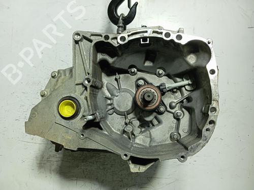 gearbox-renault-clio-iii-br01-cr01-2005-2006-2007-2008-2009-2010-2011-2012-2013-2014-38457898 main image