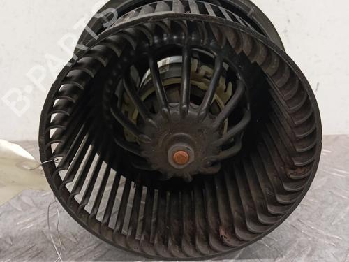 Used Heater blower motor RENAULT CLIO III Grandtour (KR0/1_) 1.5 dCi (KR0G) (68 hp) 28339003