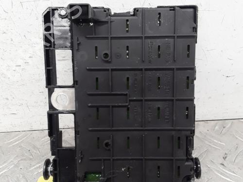 Fuse box PEUGEOT 206+ (2L_, 2M_) 1.4 HDi eco 70 | BP28338433E1