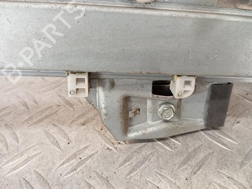 Used Front right window mechanism Front right window mechanism MERCEDES-BENZ SPRINTER 3-t Van (B906) 211 CDI (906.611, 906.613) (109 hp) 36168313 36168313
