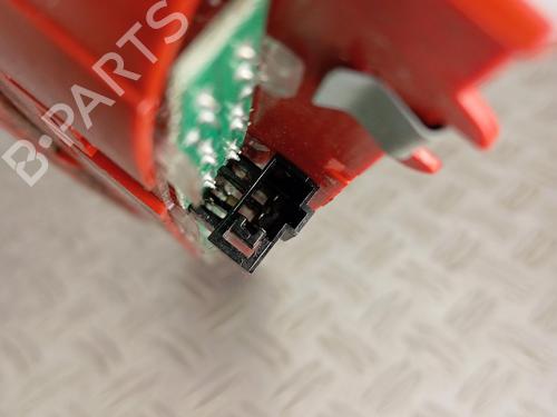 Third brake light VW GOLF V (1K1) 1.9 TDI | BP38531050L11 - Image 2