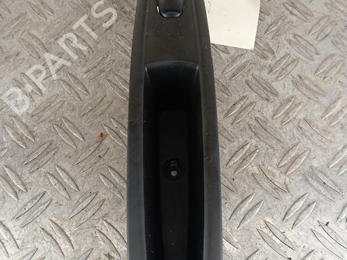 Used Right rear window switch RENAULT KADJAR (HA_, HL_) 1.5 dCi 110 (HLA3) (110 hp) 31829882