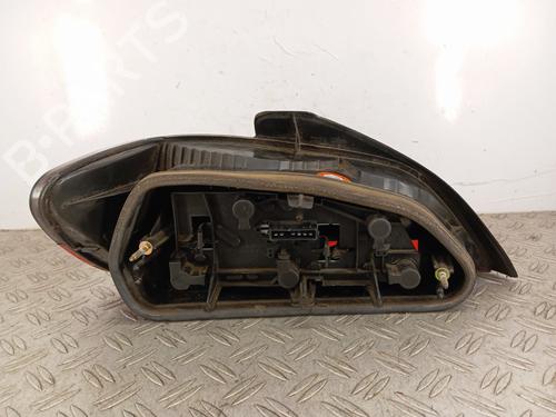 Used Right taillight Right taillight PEUGEOT 406 (8B) 1.9 TD (90 hp) 30850893 30850893