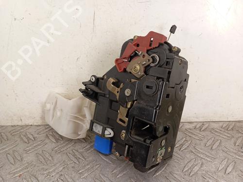 Used Rear right lock VW TOURAN (1T1, 1T2) 1.9 TDI (105 hp) 28341334