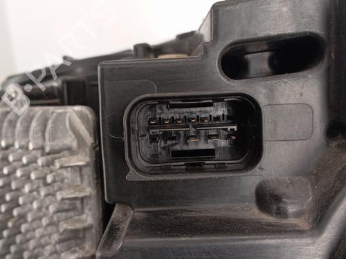 Used Right headlight Right headlight BMW X6 (F16, F86) M 50 d (381 hp) 31193625 31193625