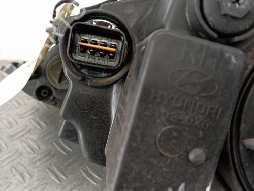 Right headlight HYUNDAI i10 I (PA) 1.2 | BP29068529C29 