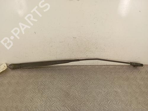 Used Front windshield wiper arm RENAULT CLIO III (BR0/1, CR0/1) 1.5 dCi (BR17, CR17) (86 hp) 28348204