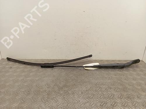 Used Front windshield wiper arm RENAULT CLIO III (BR0/1, CR0/1) 1.5 dCi (C/BR0G, C/BR1G) (68 hp) 28337638
