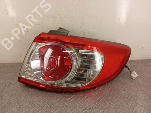 Used Right taillight HYUNDAI SANTA FÉ II (CM) 2.2 CRDi 4x4 (197 hp) 28341237