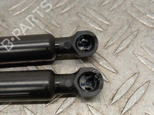 Tailgate lift support PEUGEOT 208 II (UB_, UP_, UW_, UJ_) 1.5 BlueHDI 100 | BP28339298C138 