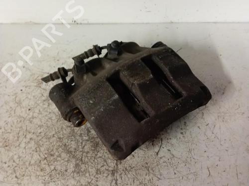 Used Right front brake caliper Right front brake caliper RENAULT MASTER II Van (FD) 2.5 D (FD0A, FD0E, FD2E, FD3E) (80 hp) 28344647 28344647