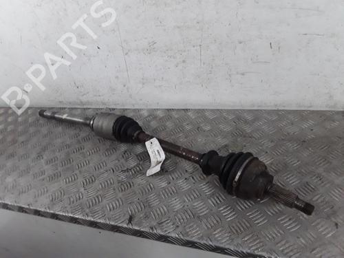 Used Right front driveshaft OPEL VIVARO A Van (X83) 1.9 DTI (F7) (101 hp) 28347318