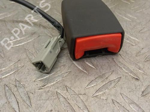Used Seat buckle FIAT 500 (312_) 1.2 (312AXA1A) (69 hp) 28341927