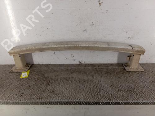 Renfort de pare-chocs arrière PEUGEOT 5008 II (MC_, MJ_, MR_, M4_) 1.5 BlueHDi 130 (MCYHZJ, MCYHZR, MCYHZX) (131 hp) 30941560