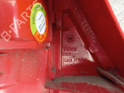 Right taillight RENAULT CLIO II Hatchback Van (SB0/1/2_) 1.9 D (SB0R) | BP30967403C35