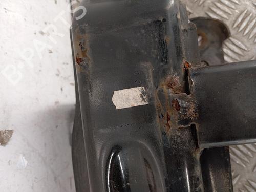 Used Front bumper reinforcement Front bumper reinforcement 36941434 36941434