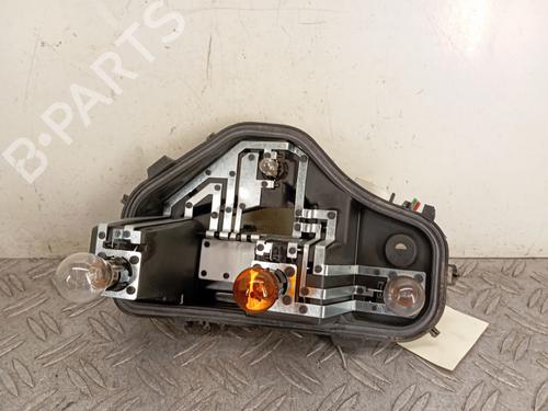 Used Lamp holder CITROËN C4 CACTUS 1.2 VTi 82 (82 hp) 28343943