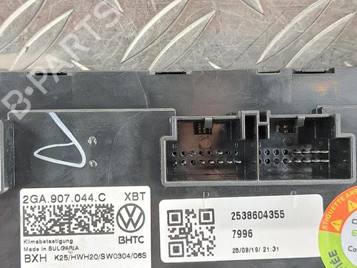 Used Climate control Climate control 38086946 38086946