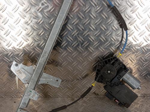 Used Front left window mechanism PEUGEOT 307 (3A/C) 2.0 HDi 135 (136 hp) 32095051