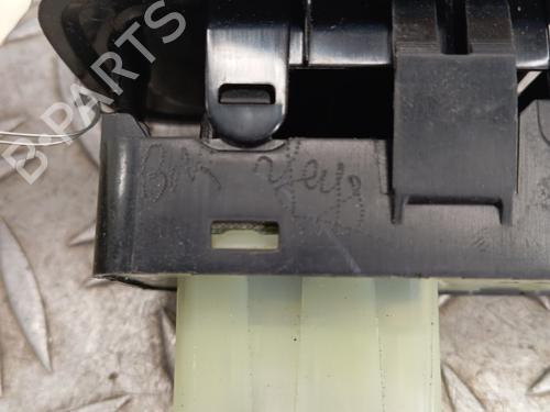 Left front window switch CITROËN C3 II (SC_) 1.4 | BP30156693I27