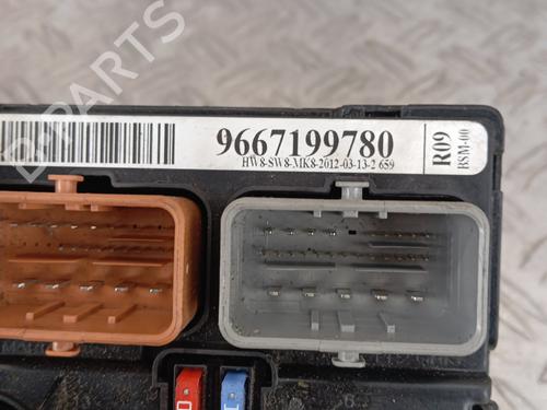 Fuse box CITROËN C3 II (SC_) 1.6 HDi | BP33722908E1 - Image 3