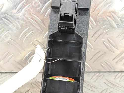 Left rear window switch VW T-ROC (A11, D11) 1.0 TSI | BP38086948I29 - Image 3