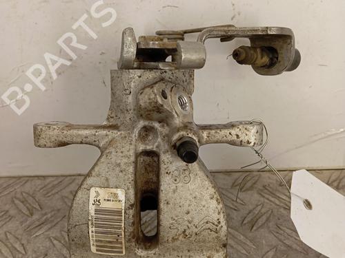 Used Right rear brake caliper PEUGEOT PARTNER Box Body/MPV (K9) 1.5 BlueHDi 100 (102 hp) 29271530
