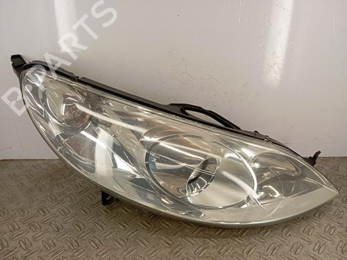 Used Right headlight PEUGEOT 407 (6D_) 2.0 HDi 135 (6DRHRH, 6DRHRE, 6DRHRG, 6DRHRJ) (136 hp) 29545240
