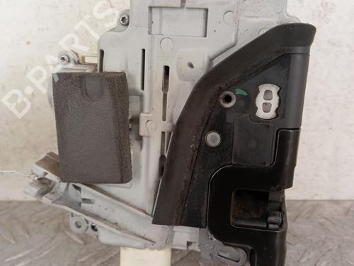 Front right lock AUDI A3 (8P1) 1.6 TDI | BP28345829C97
