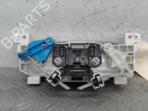 Used Climate control RENAULT TRAFIC III Van (FG_) 1.6 dCi 125 (FGMH) (125 hp) 28340388
