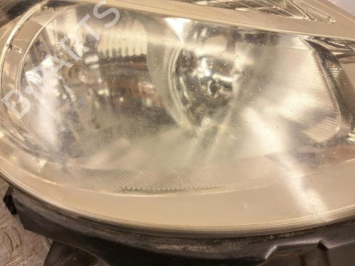 right-headlight-renault-clio-iii-br01-cr01-2005-2006-2007-2008-2009-2010-2011-2012-2013-2014-40444689 main image