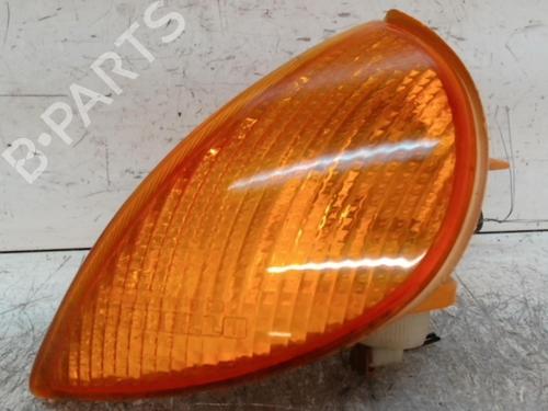 Used Left front indicator FIAT SEICENTO / 600 (187_) 0.9 (187AXA, 187AXA1A) (39 hp) 28342528