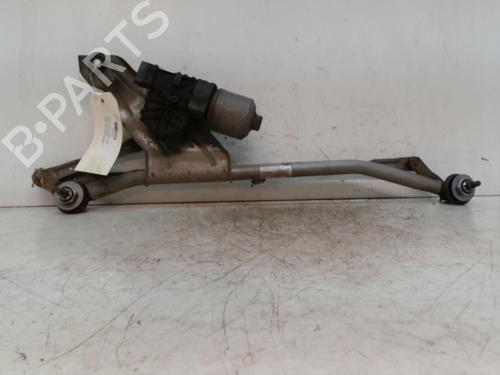 Used Front wiper motor DACIA LOGAN MCV (KS_) 1.5 dCi (KS04) (88 hp) 28345026