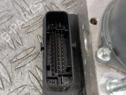 Used ABS pump ABS pump MERCEDES-BENZ VITO Mixto (Double Cabin) (W447) 114 CDI (447.701, 447.703, 447.705) (136 hp) 28345400 28345400