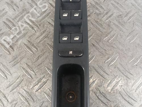 Used Left front window switch PEUGEOT 307 CC (3B) 2.0 16V (136 hp) 29598234
