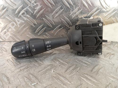 switch-dacia-sandero-ii-2012-32720681 main image